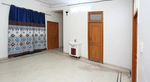 OYO 38149 Shiva Guest House