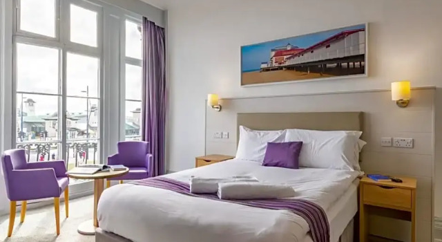 Номер Standard с видом на море The Carlton Hotel
