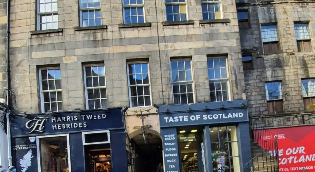 F&O Apartments - VIP Royal Mile 2 bed Apartment - Sleeps 4, Забронировать Апартаменты/квартира Эдинбург Midlothian, рядом с Кафедральный собор Св. Джайлза