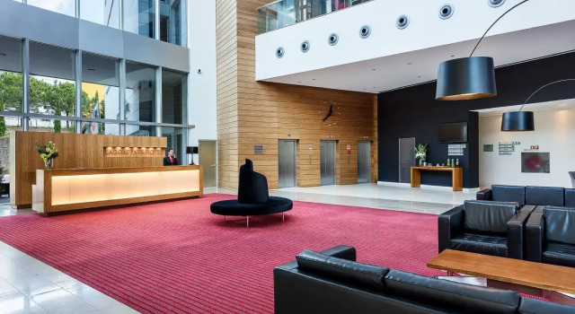 Lagoas Park Hotel, Забронировать Отель Порто-Сальво Лиссабон