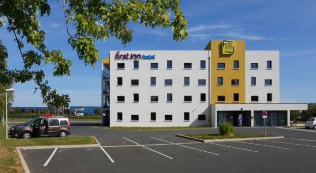 First Inn Hotel Blois, Rezerwuj Hotel Blois 