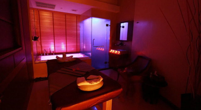 Siam Paradise Entertainment Complex, Varaa Hotelli SPA-hotellit kohteessa Central Thailand, SPA