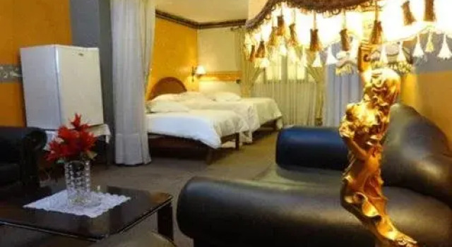 Hostal Cerro Rico Velasco, Забронировать Отель Потоси департамент Потоси, рядом с Victor Agustin Ugarte Stadium