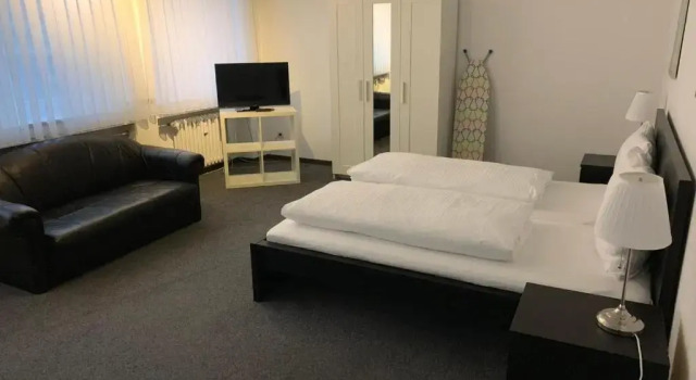 Апартаменты Standard Hotel Bayrischer Hof
