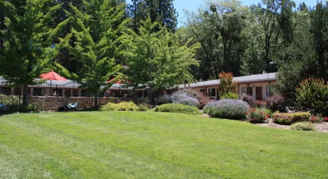Mother Lode Motel, Reserva ahora Motel Placerville California
