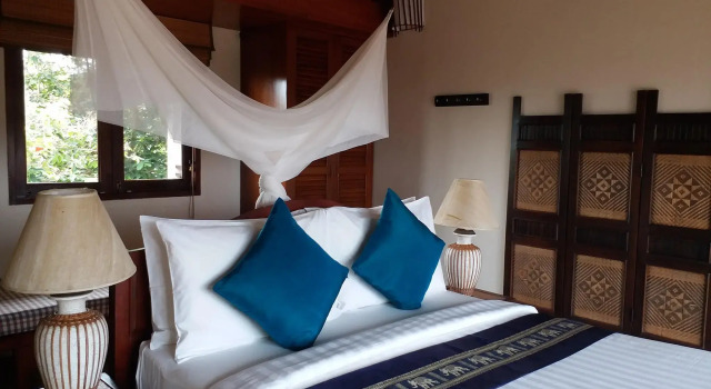 Baan KanTiang See Villas (2 bedroom villas), Забронировать Вилла Отели Южного Таиланда с парковкой, Парковка