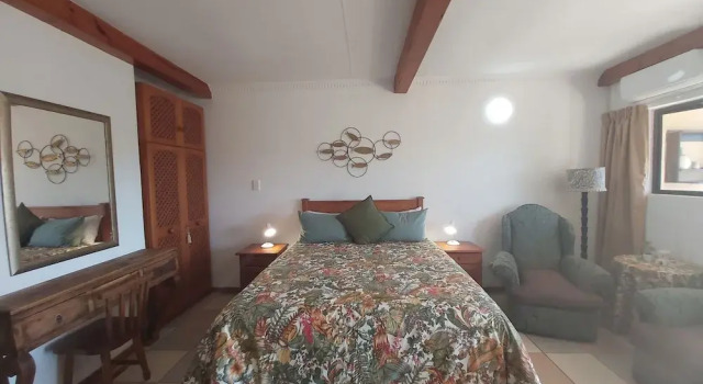 Crayfish Inn No.8, Забронировать Апартаменты/квартира Маргит Durban South Coast