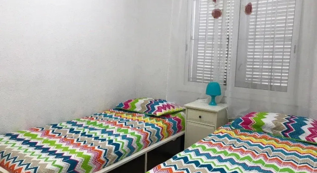 Planta Baja César Martinell con Jardín y Barbacoa - 115B