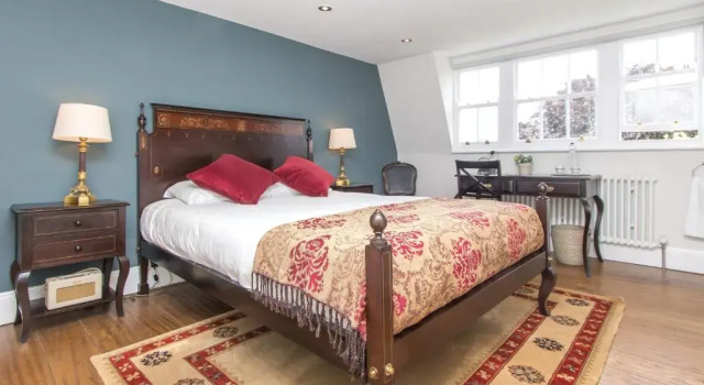 Deluxe Doppel Zimmer 3 Berkeley Square Guesthouse