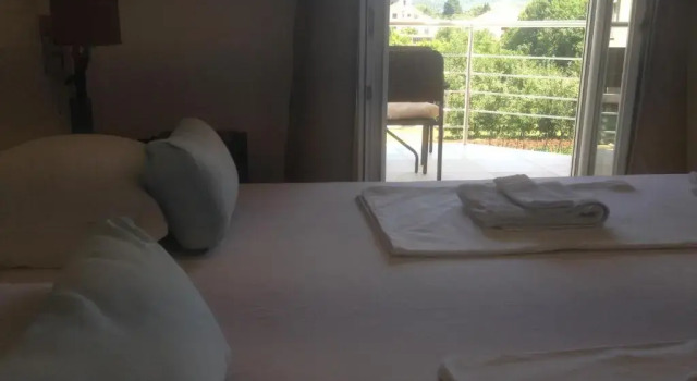 Апартаменты с балконом и с видом на сад Apartment Trebinje