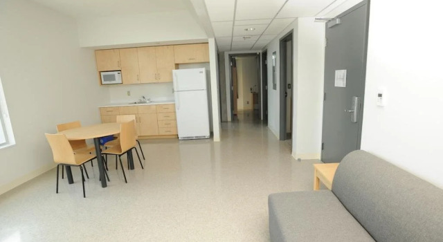 Dalhousie University Accommodations, Rezervovat Hotel Hotely v Nové Skotsko s bazénem, Bazén