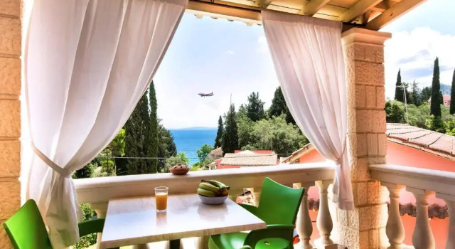 Студия с видом на море Fouxia Apartments and Studios