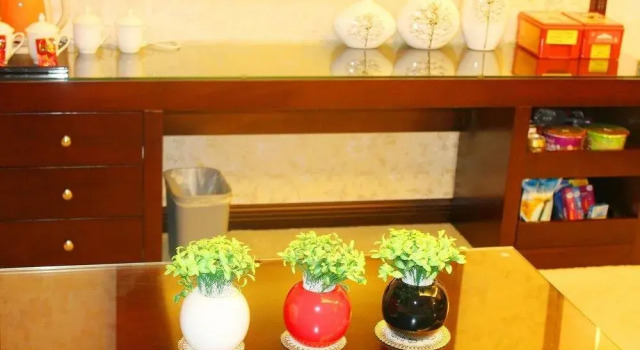 Starway Hotel, Boek Hotel Hotels in Chengdu met parkeren, Parkeren