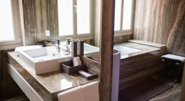 Люкс Liassidi Wellness Suites