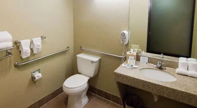 Номер Standard Comfort Suites Waco Near University Area