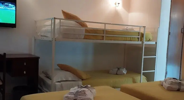 Четырёхместный семейный номер Standard Hotel Alnacir