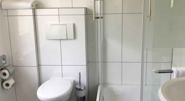 Трёхместный номер Standard Garni Hotel Lore