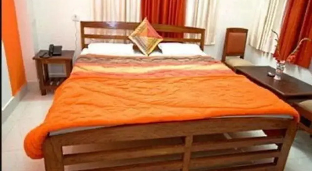 Ranikhet Grand, Rezervovat Hotel Wellness hotely v Ranikhet, SPA