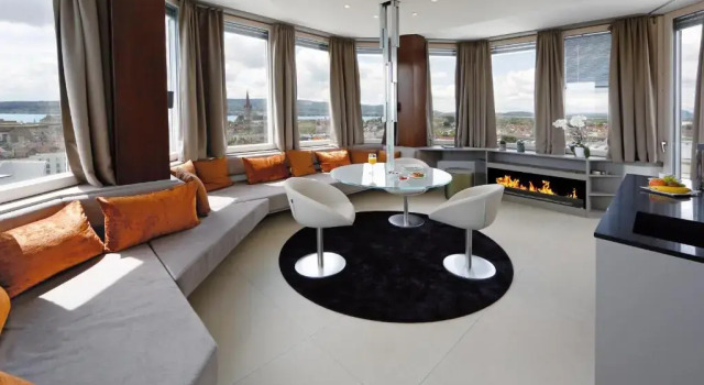 Люкс aquaTurm Hotel Plus Energie