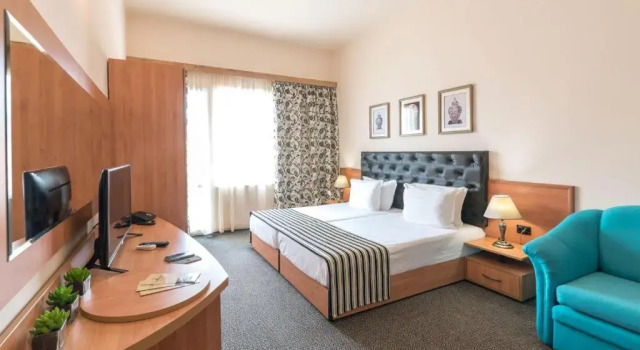Студия Lotus Family Hotel