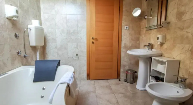 Апартаменты Mali Hotel BaMBiS