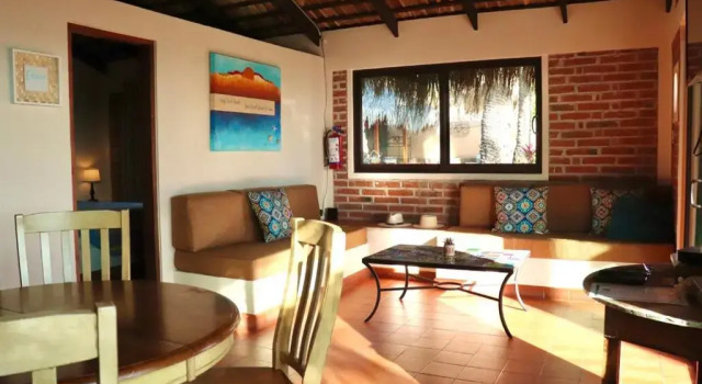 Бунгало с видом на море Sukasa Bungalows