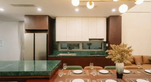 TRON Villa - 4BR Private Pool - Golfside Retreat, Prenota Villa Hotel a Da Nang con parcheggio, Parcheggio
