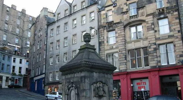 Edinburgh Apartments, Забронировать Апартаменты/квартира Новый город Эдинбург, рядом с Национальный музей Шотландии