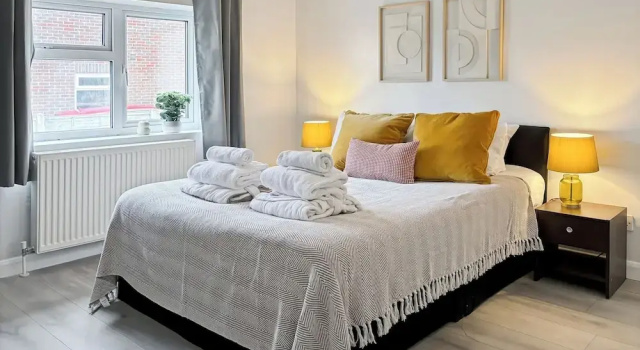 Коттедж Relaxing Getaway With Hot Tub Sauna Sleeps 6