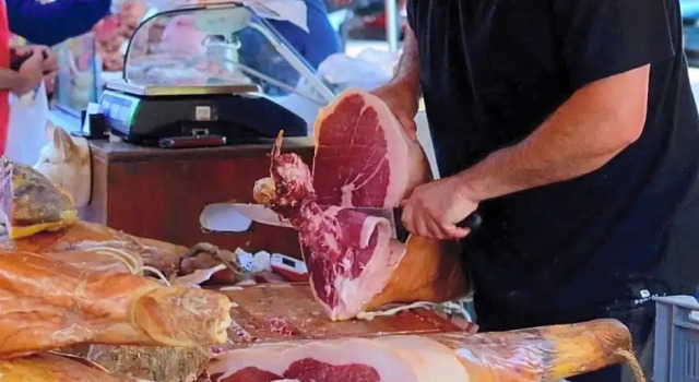 Chambres d'hôtes La Source du Vallon, 予約 ホテル サル ラ スルス Aveyron