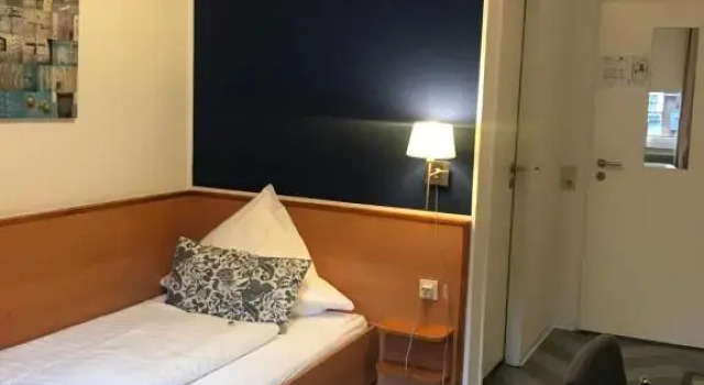 Номер Standard bensons hotel