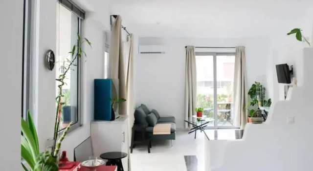 Апартаменты Bright Eco Studios by GHH