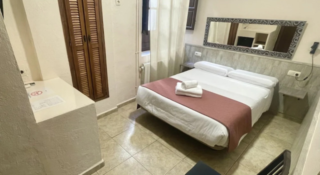 Arteaga Hostal & Baños Árabes Elvira