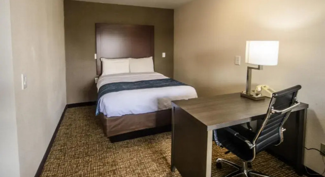 Sviitti Richland Inn Lawrenceburg