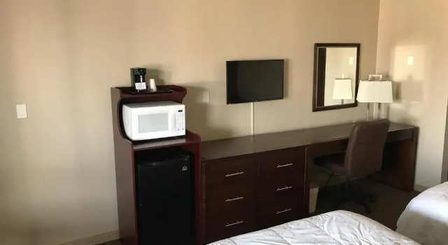 Номер Deluxe Allen Park Motor Lodge