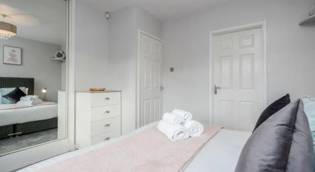 Коттедж Ascot Pet Friendly 4 Bed House Parking