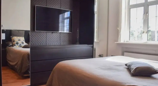 Modern 2 Bedroom Flat with A/C in Westminster, Забронировать Отель Бизнес-отели Англии, 4* 5*
