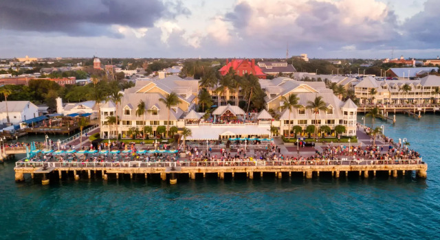 Номер Standard Opal Key Resort & Marina