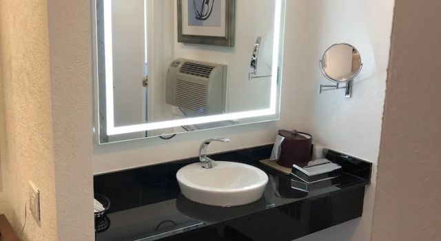 Двухместный номер Standard Berkshire Inn