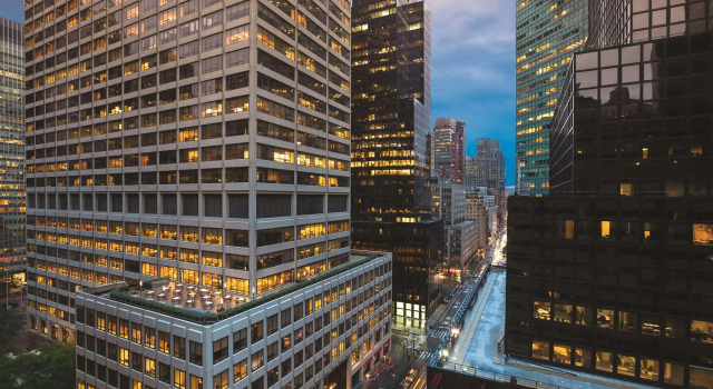 Отель DoubleTree by Hilton Metropolitan - New York City, Забронировать Отель Отели Нью-Йорка 4 звезды, рядом с Рокфеллеровский центр, 4*