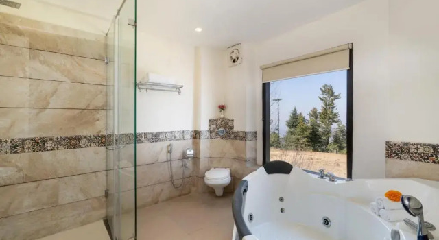Люкс с видом на горы Koti Resort Shimla, a member of Radisson Individuals Retreats
