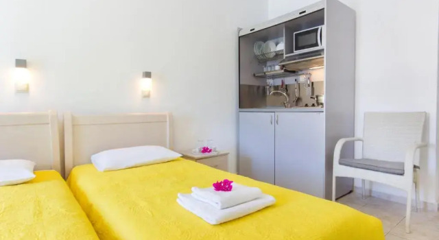 RG Studios Thassos #1, Book Condo Hotel Chrisi Akti 