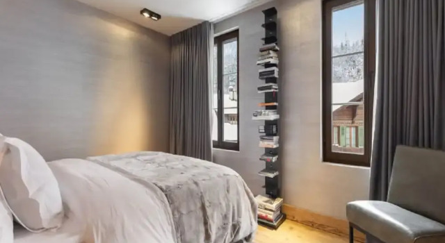 Duplex With Palace Views