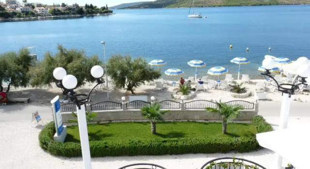 Апартаменты Superior Пентхаус с балконом и с видом на море Villa Mediterana