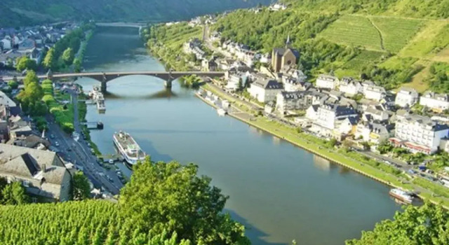Апартаменты Living Above The Roofs Of Cochem