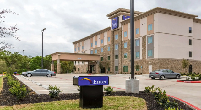 Sleep Inn & Suites College Station near University