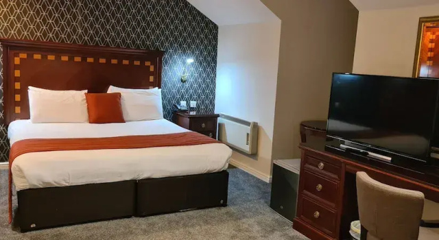 Номер Executive Manor Of Groves Hotel, Golf & Health Club