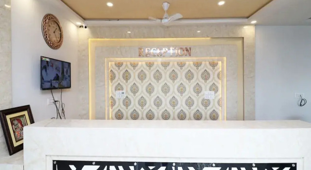 Oyo 19610 Hotel Nutan Krishna