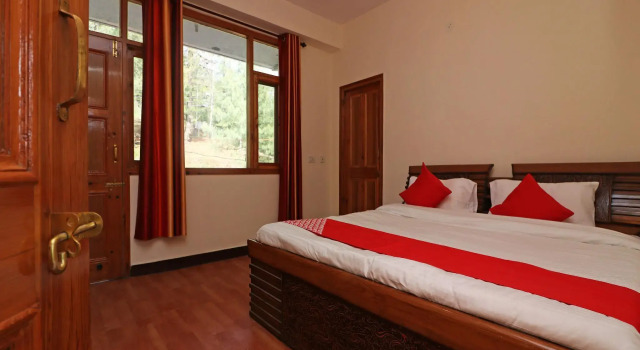 OYO Home 13316 Valley View