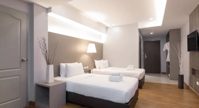 Двухместный номер Deluxe с балконом Top View Hotel - SHA Extra Plus